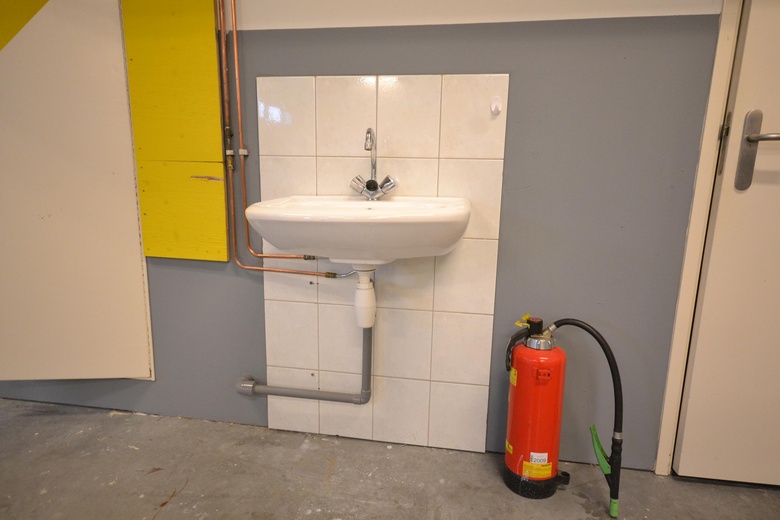 BedrijfsruimteaanParallelweg 9 - 10<br/> inVolendam