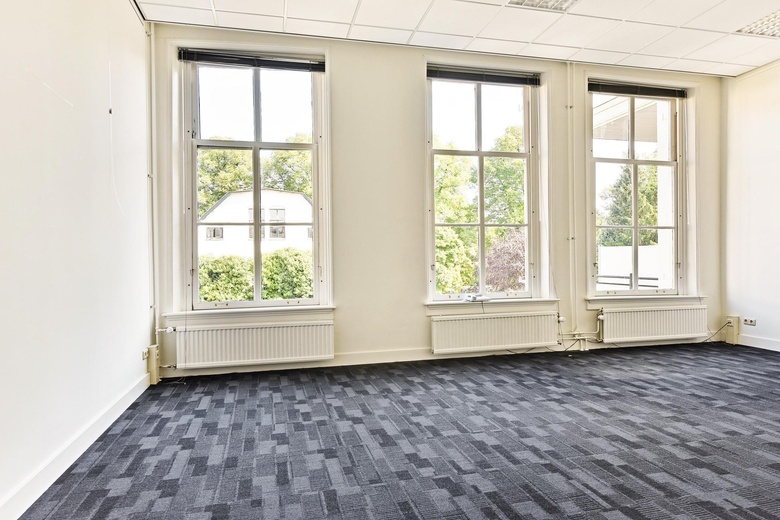 KantoorruimteaanIJsselkade 15<br/> inZutphen KantoorruimteaanIJsselkade 15<br/> inZutphen
