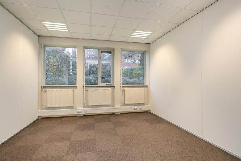 KantoorruimteaanZutphenseweg 51<br/> inDeventer KantoorruimteaanZutphenseweg 51<br/> inDeventer