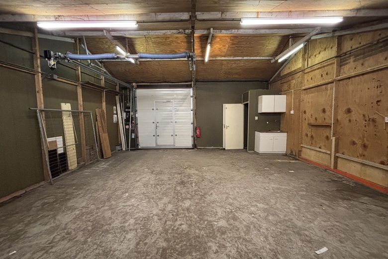 BedrijfsruimteaanSchinkeldijkje 10 22<br/> inAalsmeer