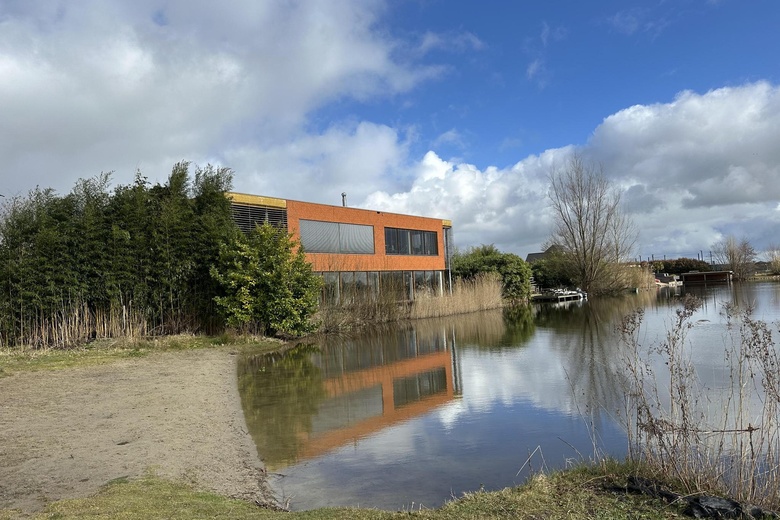 WinkelruimteaanStrandweg 29<br/> inZevenhuizen WinkelruimteaanStrandweg 29<br/> inZevenhuizen