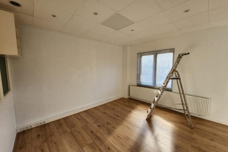 BedrijfsruimteaanSymon Spiersweg 7 B 1<br/> inZaandam