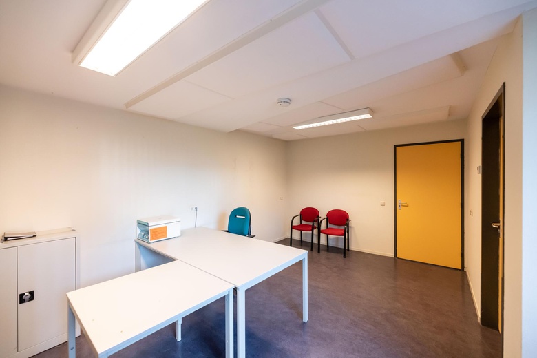 KantoorruimteaanWethouder van der Polstraat 21<br/> inVeen