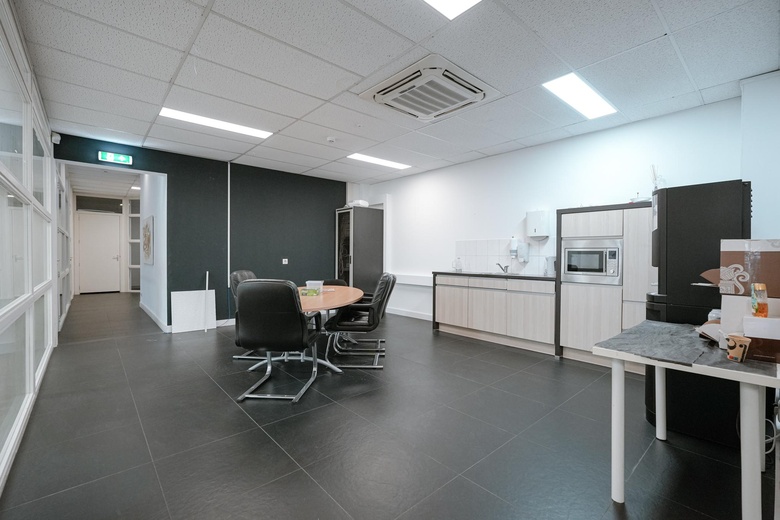 KantoorruimteaanOostwijk 1 B<br/> inUden