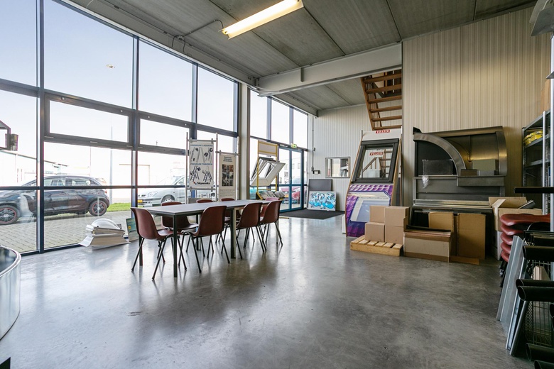BedrijfsruimteaanDe Compagnie 15<br/> inZwaag BedrijfsruimteaanDe Compagnie 15<br/> inZwaag