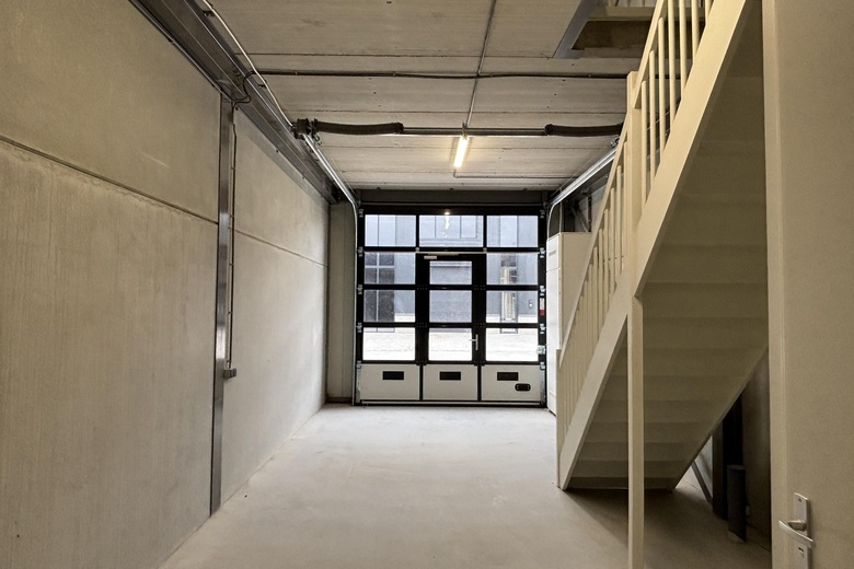 BedrijfsruimteaanAfmijnstraat 11<br/> inAmstelveen BedrijfsruimteaanAfmijnstraat 11<br/> inAmstelveen