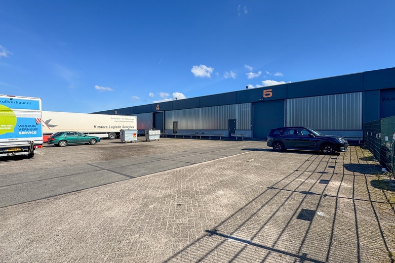 BedrijfsruimteaanPampuslaan 81<br/> inWeesp