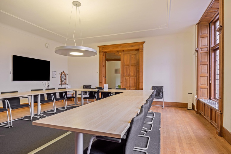 KantoorruimteaanBerlicumseweg 8 G<br/> inRosmalen KantoorruimteaanBerlicumseweg 8 G<br/> inRosmalen