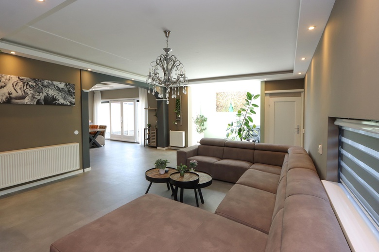 BedrijfsruimteaanOperetteweg 108<br/> inAlmere