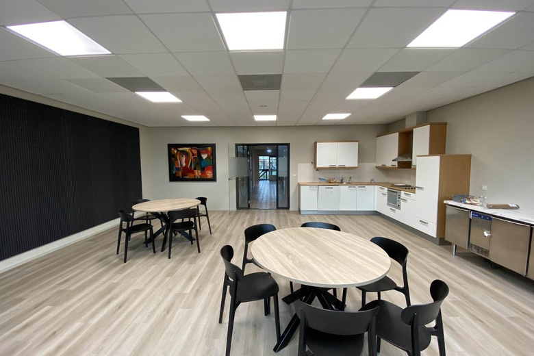 KantoorruimteaanMiddelweg 6 C<br/> inNieuwkuijk