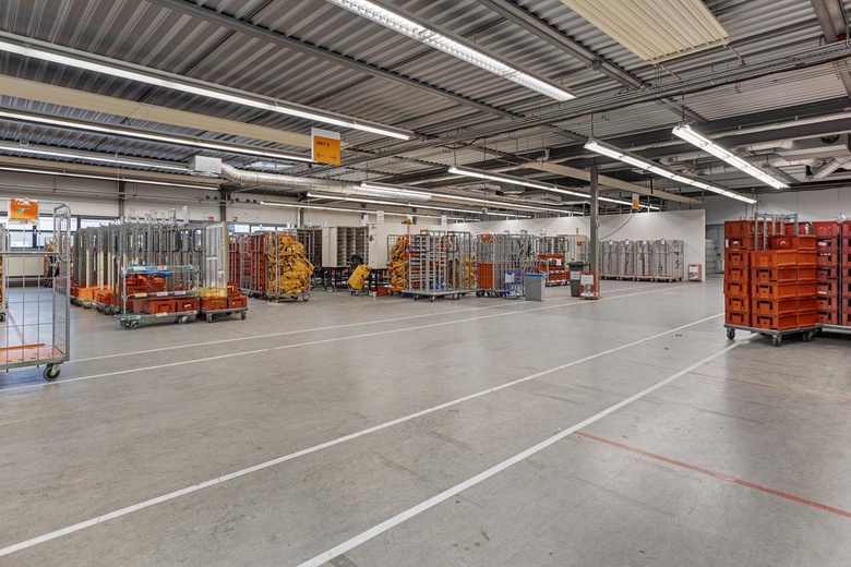 BedrijfsruimteaanTransistorstraat 141<br/> inAlmere BedrijfsruimteaanTransistorstraat 141<br/> inAlmere