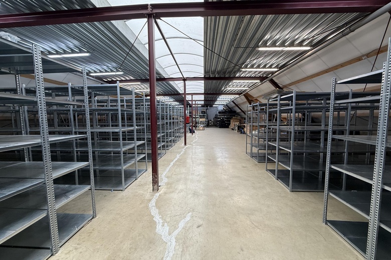 BedrijfsruimteaanZuidhollandsedijk 181<br/> inKaatsheuvel