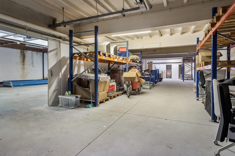 BedrijfsruimteaanGrotestraat 138 a<br/> inWaalwijk