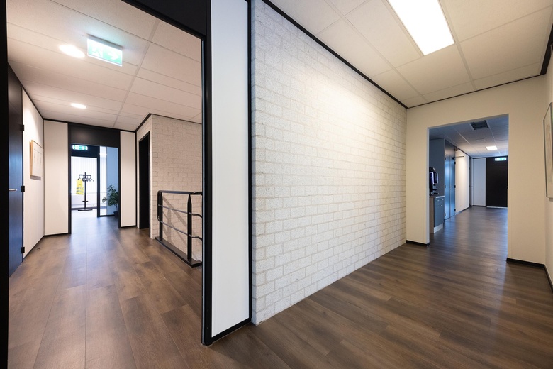 BedrijfsruimteaanVennestraat 11 B<br/> inLisse