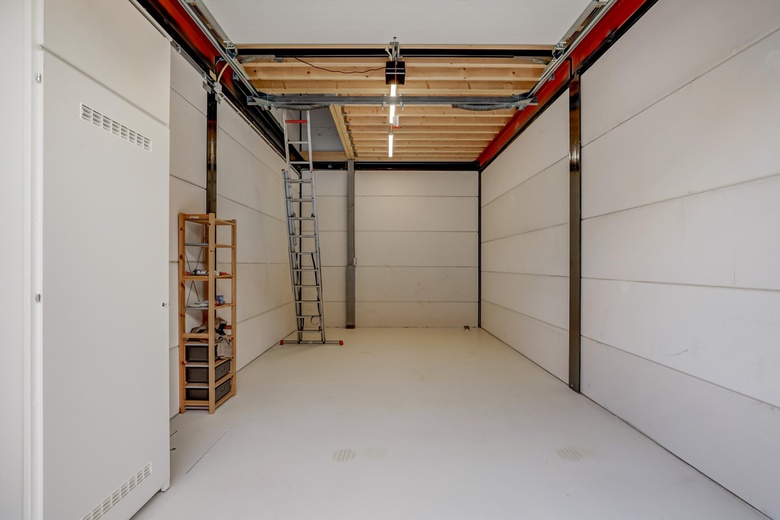 BedrijfsruimteaanNikkelweg 297<br/> inAlphen aan den Rijn