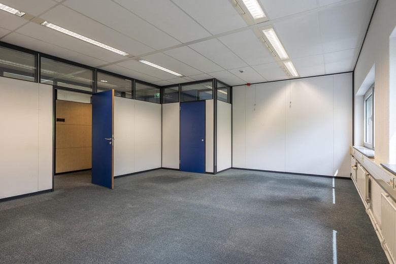 KantoorruimteaanHub Dassenplein 3<br/> inSittard KantoorruimteaanHub Dassenplein 3<br/> inSittard
