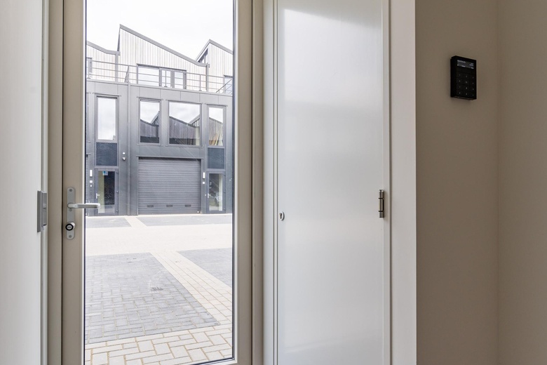 BedrijfsruimteaanHavenstraat 72 a<br/> inHuizen