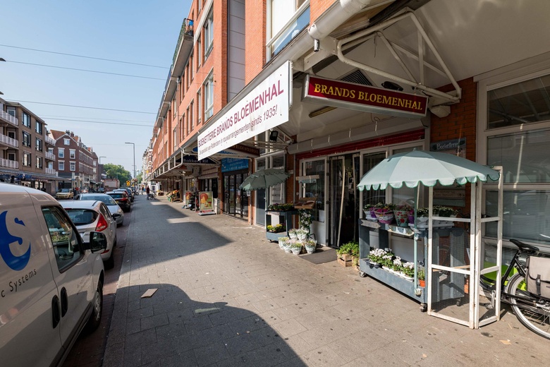 WinkelruimteaanCrooswijkseweg 65 B<br/> inRotterdam WinkelruimteaanCrooswijkseweg 65 B<br/> inRotterdam