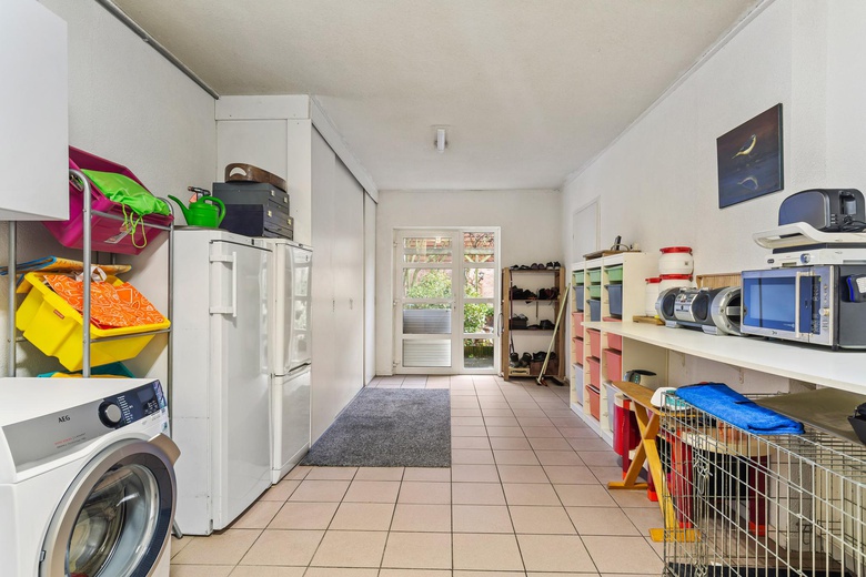 BedrijfsruimteaanLongobardenweg 2 A<br/> inOss BedrijfsruimteaanLongobardenweg 2 A<br/> inOss