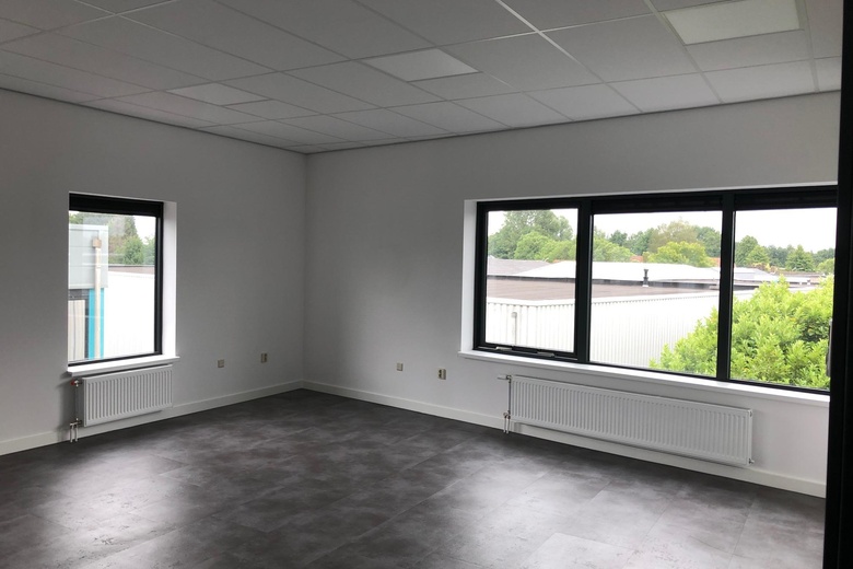 KantoorruimteaanVijfhuizenberg 42<br/> inRoosendaal KantoorruimteaanVijfhuizenberg 42<br/> inRoosendaal