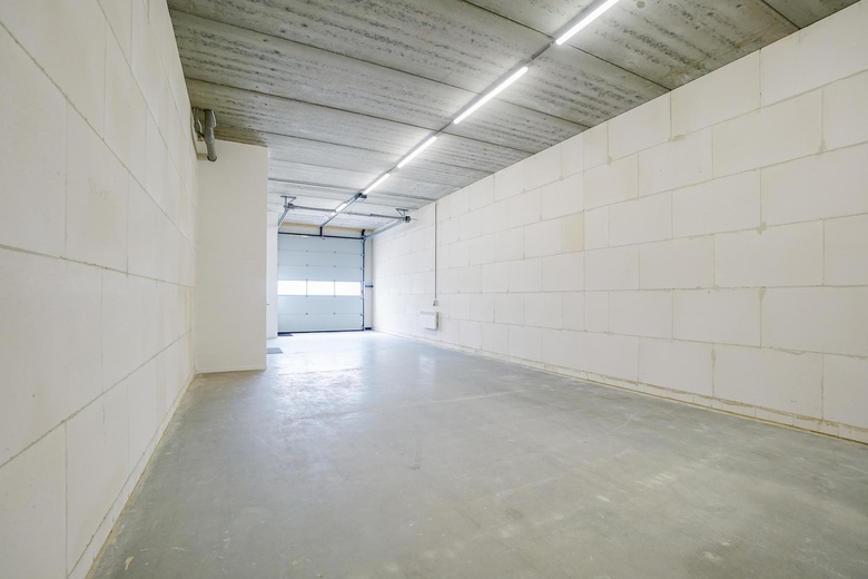 BedrijfsruimteaanMiddelblok 136 d<br/> inGouderak BedrijfsruimteaanMiddelblok 136 d<br/> inGouderak