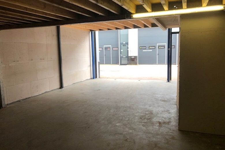 BedrijfsruimteaanSiloweg 638<br/> inDen Bosch BedrijfsruimteaanSiloweg 638<br/> inDen Bosch
