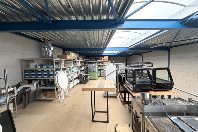 BedrijfsruimteaanVan Voordenpark 6 d<br/> inZaltbommel