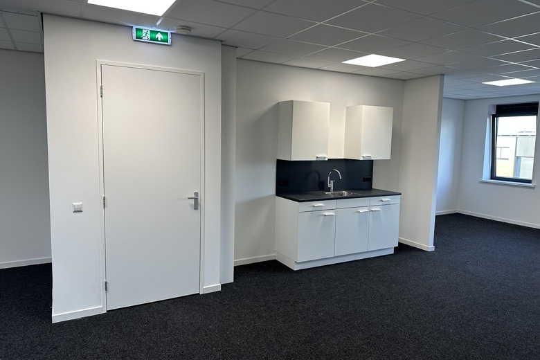 BedrijfsruimteaanStaringlaan 14 B<br/> inWaddinxveen