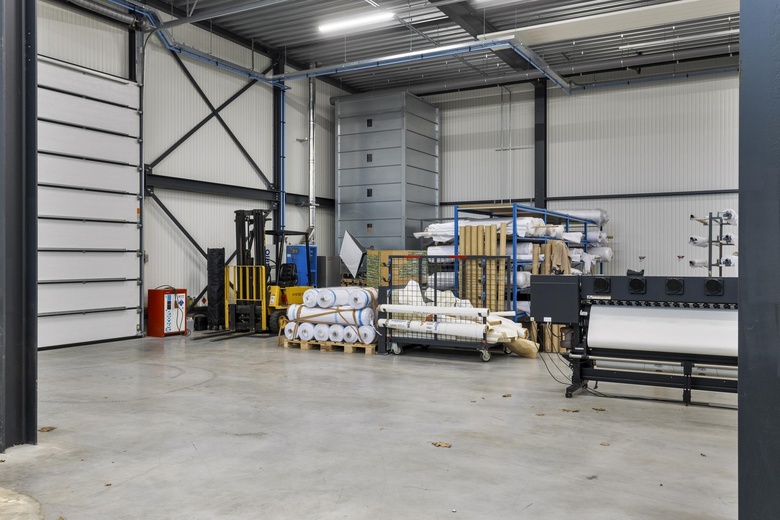 BedrijfsruimteaanWanroijseweg 38<br/> inMill BedrijfsruimteaanWanroijseweg 38<br/> inMill