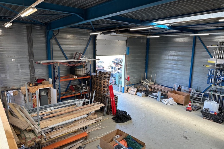 BedrijfsruimteaanSolvayweg 13<br/> inHerten