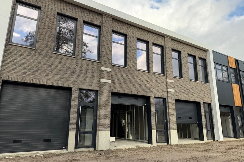 Bekijk foto 1 van Rhijnkant 11 09