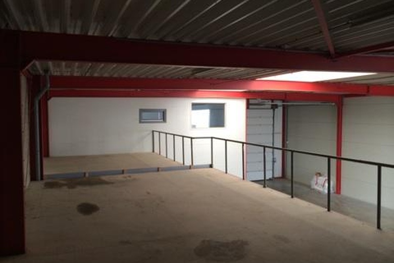 BedrijfsruimteaanBreinderveldweg 17 B<br/> inSchinnen