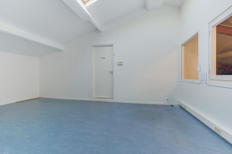 BedrijfsruimteaanHavenstraat 6<br/> inPeize BedrijfsruimteaanHavenstraat 6<br/> inPeize