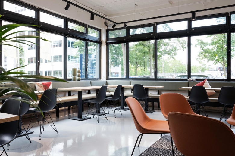 KantoorruimteaanHogehilweg 19<br/> inAmsterdam