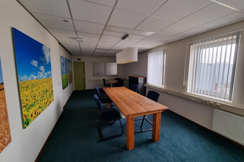 Bedrijfsruimteaanvan der Kunstraat 12<br/> inWerkendam Bedrijfsruimteaanvan der Kunstraat 12<br/> inWerkendam