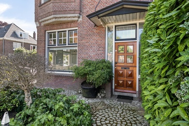 Bekijk foto 2 van Merwestraat 2 Bekijk foto 2 van Merwestraat 2