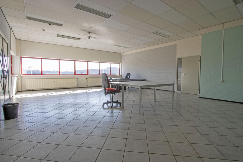 KantoorruimteaanDe Hulst 16<br/> inOostrum