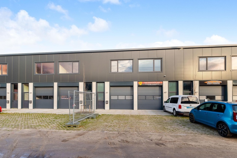 BedrijfsruimteaanHarmoniestraat 31<br/> inVelsen