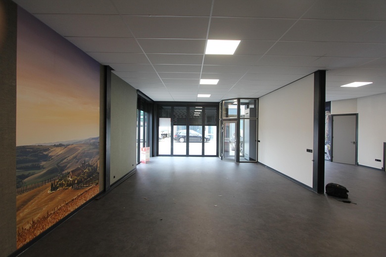 BedrijfsruimteaanIzaäk Enschedéweg 42<br/> inHaarlem