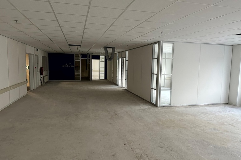 BedrijfsruimteaanRingdijk 374 - 378<br/> inRidderkerk BedrijfsruimteaanRingdijk 374 - 378<br/> inRidderkerk