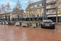 Bekijk foto 6 van Markt 9