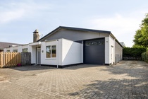 Bekijk foto 3 van Huygensweg 5