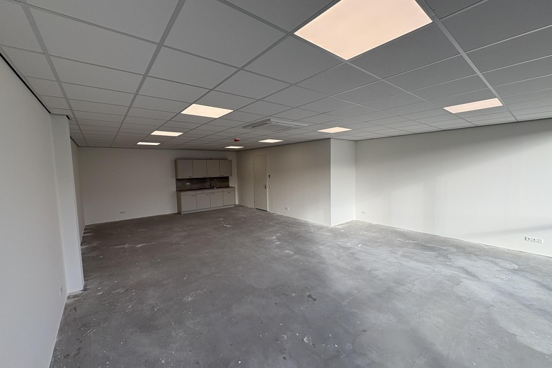 BedrijfsruimteaanAdriaan Mulderweg 12 01<br/> inEindhoven