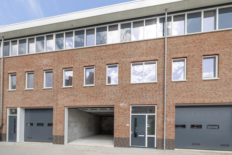 BedrijfsruimteaanNijverheidslaan 10 N<br/> inWeesp BedrijfsruimteaanNijverheidslaan 10 N<br/> inWeesp