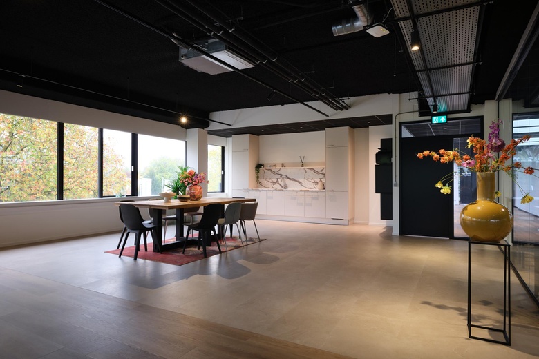 KantoorruimteaanVijzelmolenlaan 9units<br/> inWoerden
