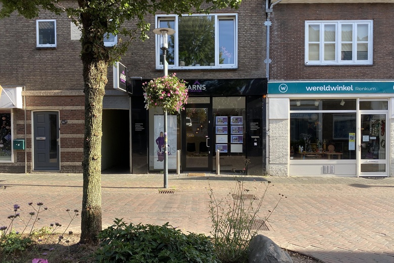 WinkelruimteaanDorpsstraat 96<br/> inRenkum WinkelruimteaanDorpsstraat 96<br/> inRenkum
