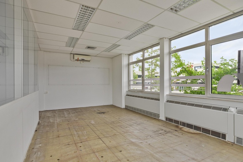 KantoorruimteaanSchinkelse Baan 1<br/> inCapelle aan den IJssel KantoorruimteaanSchinkelse Baan 1<br/> inCapelle aan den IJssel