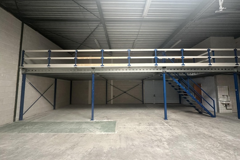 BedrijfsruimteaanZeemanstraat 29<br/> inBarendrecht BedrijfsruimteaanZeemanstraat 29<br/> inBarendrecht
