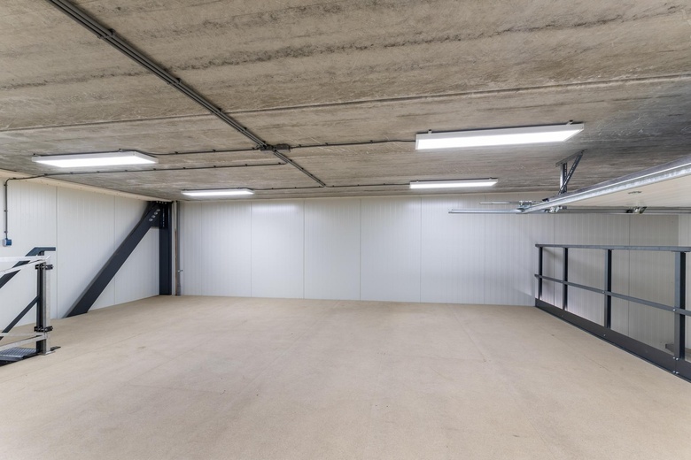 BedrijfsruimteaanStuwadoorstraat 21 0002<br/> inVelsen BedrijfsruimteaanStuwadoorstraat 21 0002<br/> inVelsen