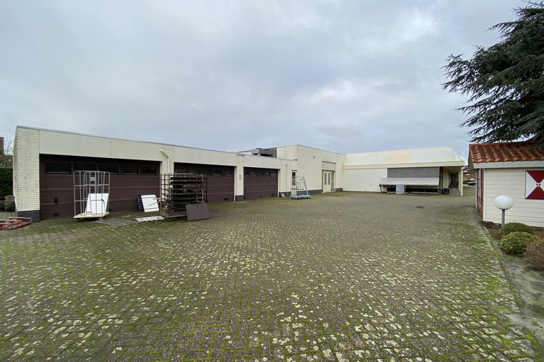 BedrijfsruimteaanPastoor Bastiaansensingel 31 A<br/> inStuivezand BedrijfsruimteaanPastoor Bastiaansensingel 31 A<br/> inStuivezand